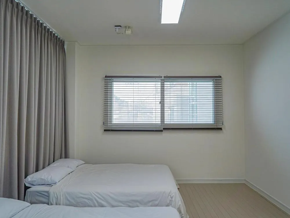 Eulwangri Sult Hotel Incheon 3*,