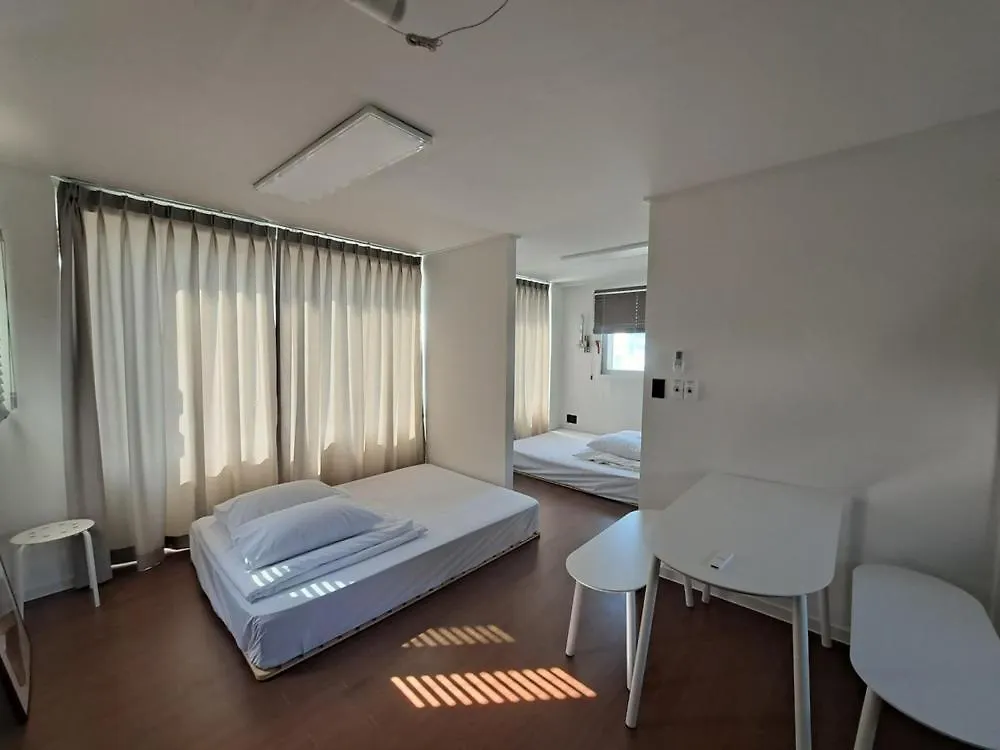 Eulwangri Sult Hotel Incheon 3*,