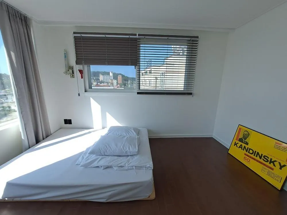 Eulwangri Sult Hotel Incheon 3*,