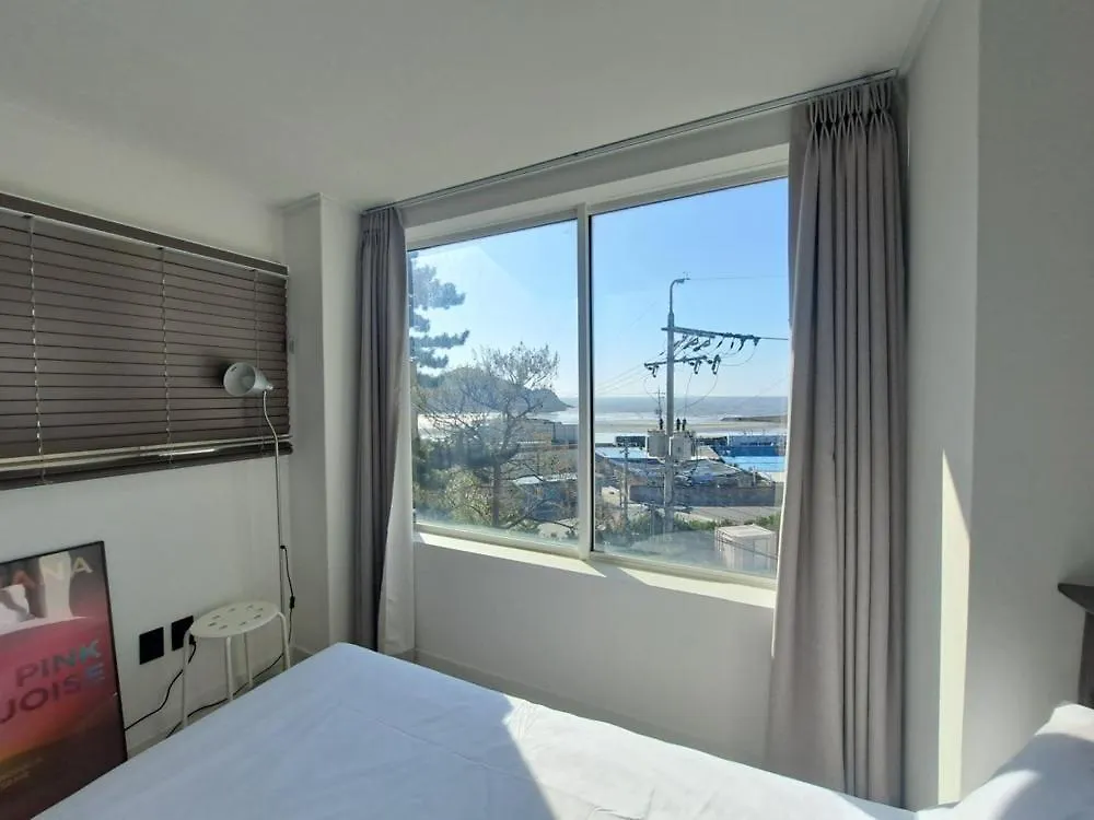Eulwangri Sult Hotel Incheon 3*,